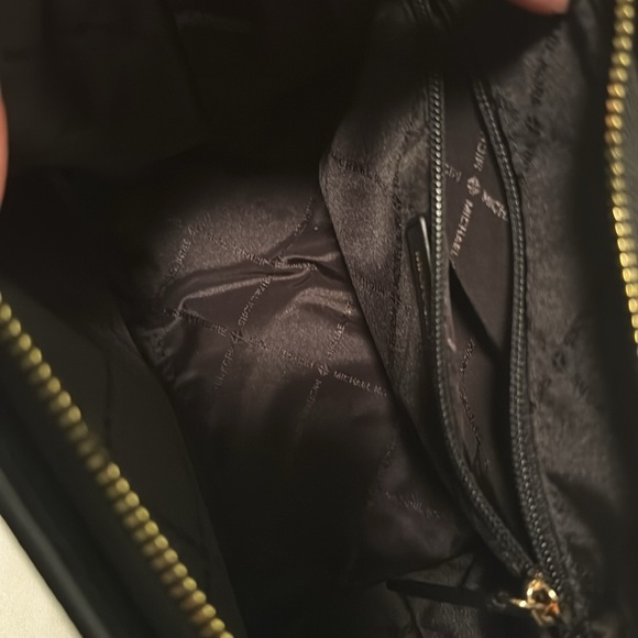 Michael Kors Avril Small Pebbled Leather Satchel - NWOT - black w/ gold - Picture 8 of 9